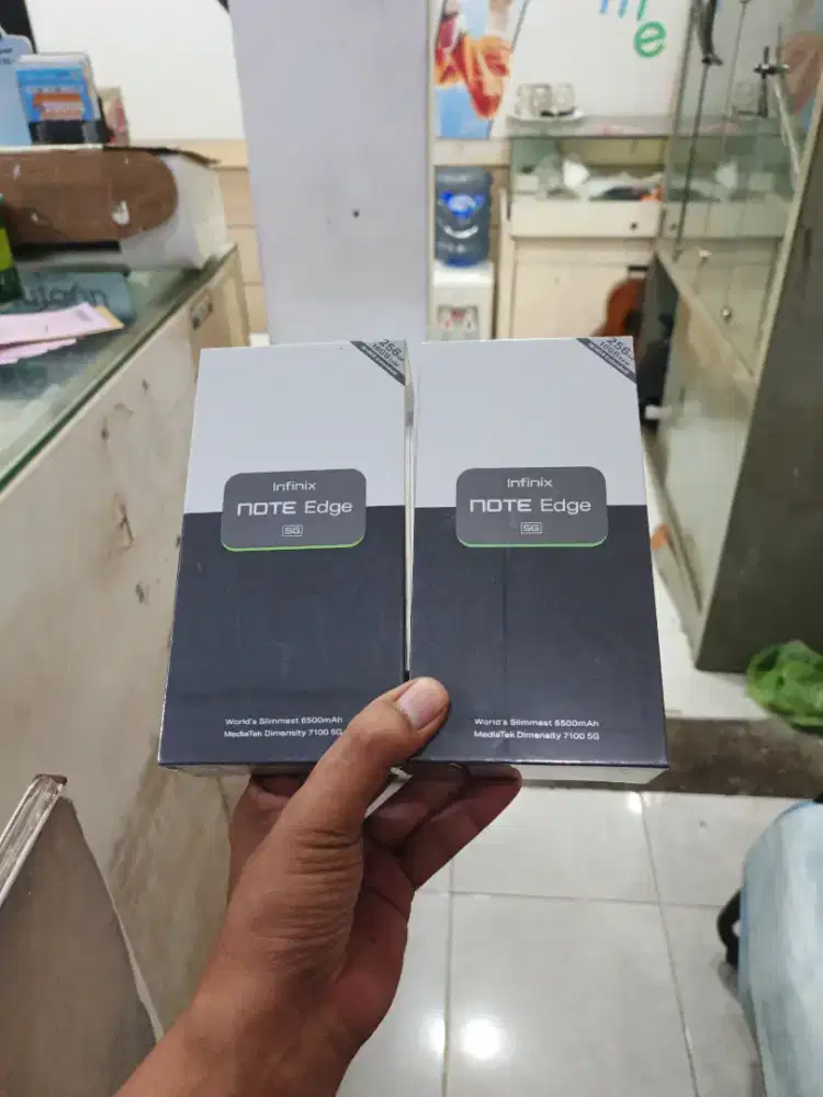 Infinix Note Edge 5G 8+8/256 Garansi resmi 1thn