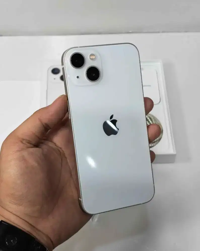 IP 13 128GB Starlight