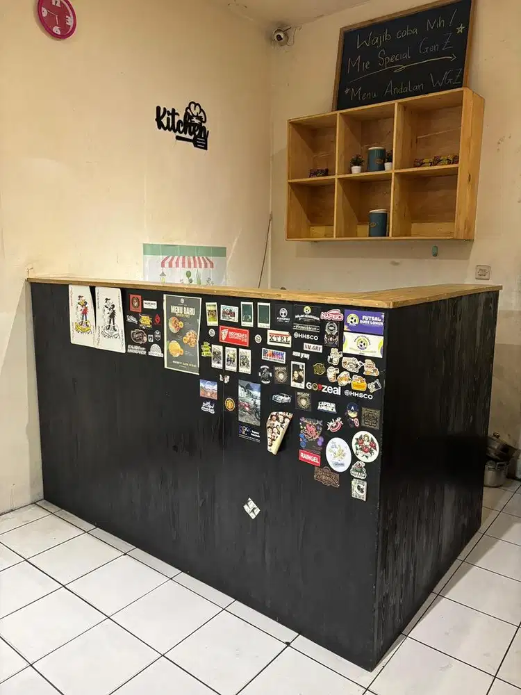 Bar dan meja warkop