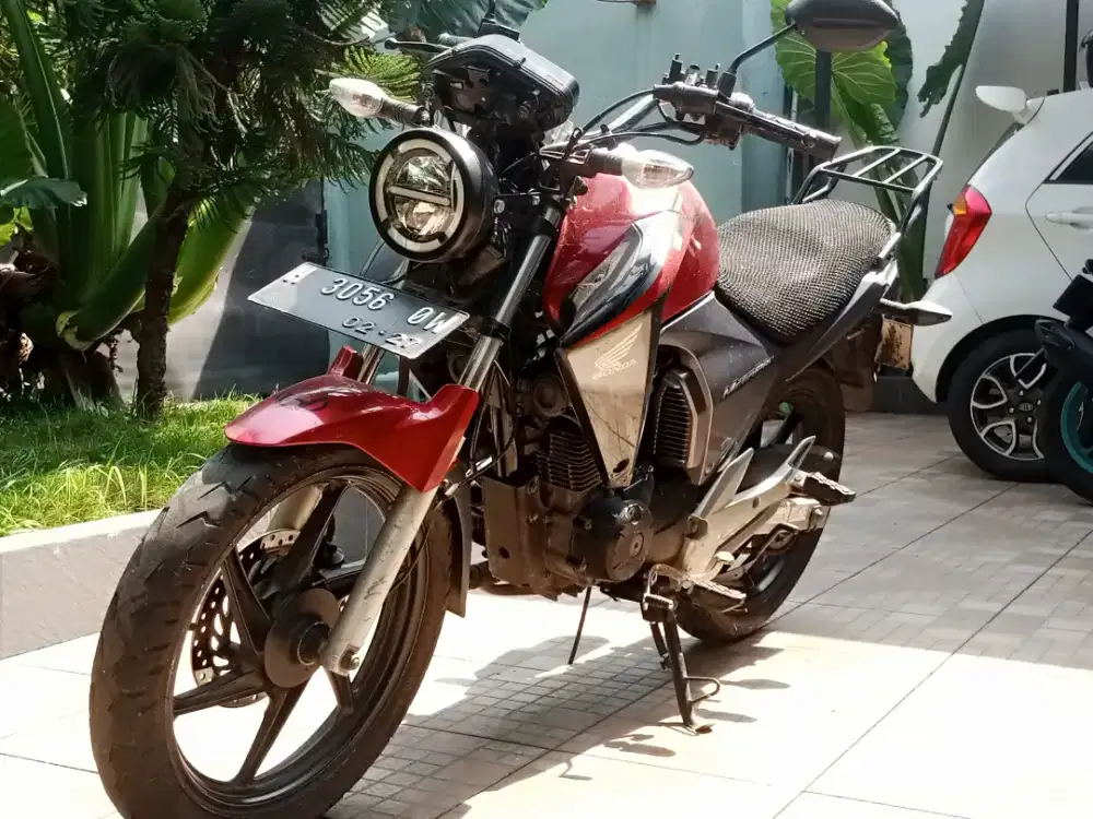 Honda megapro mono