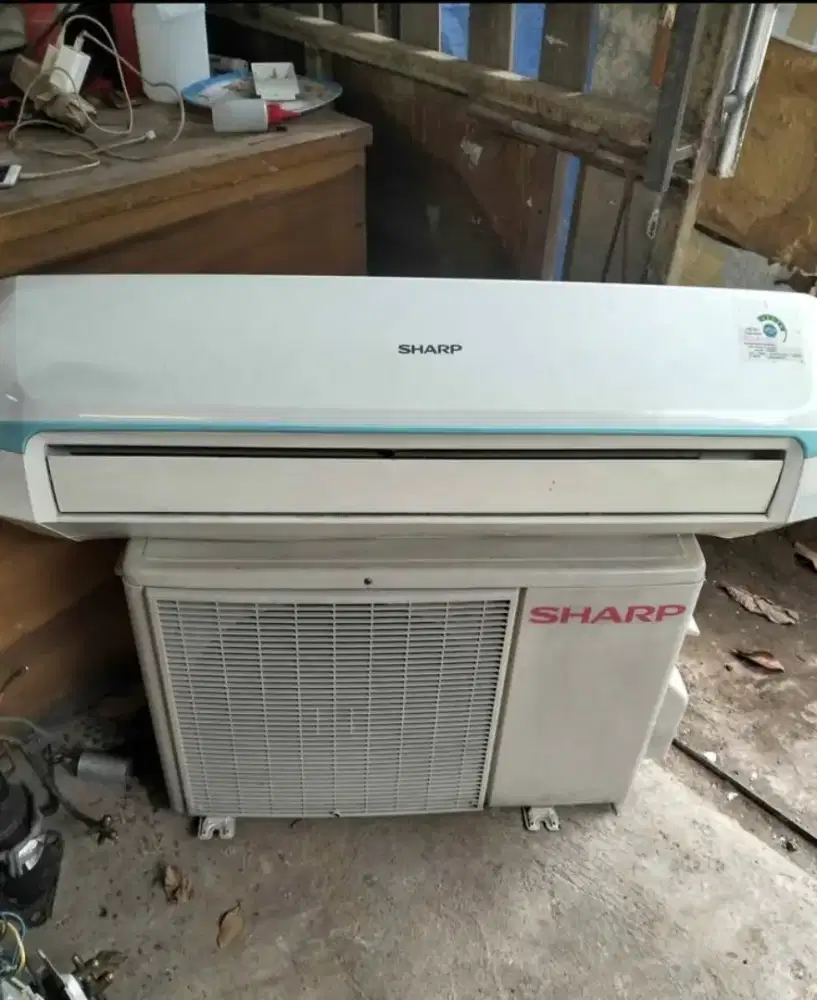 AC Sharp satu setengah pk