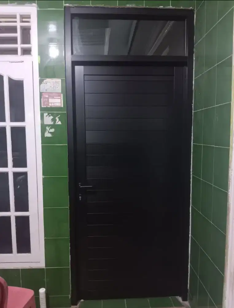 Kusen aluminium dan kaca