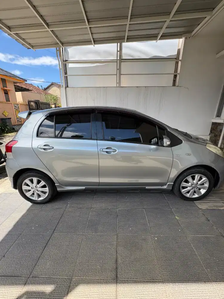 Yaris E Matic 2011