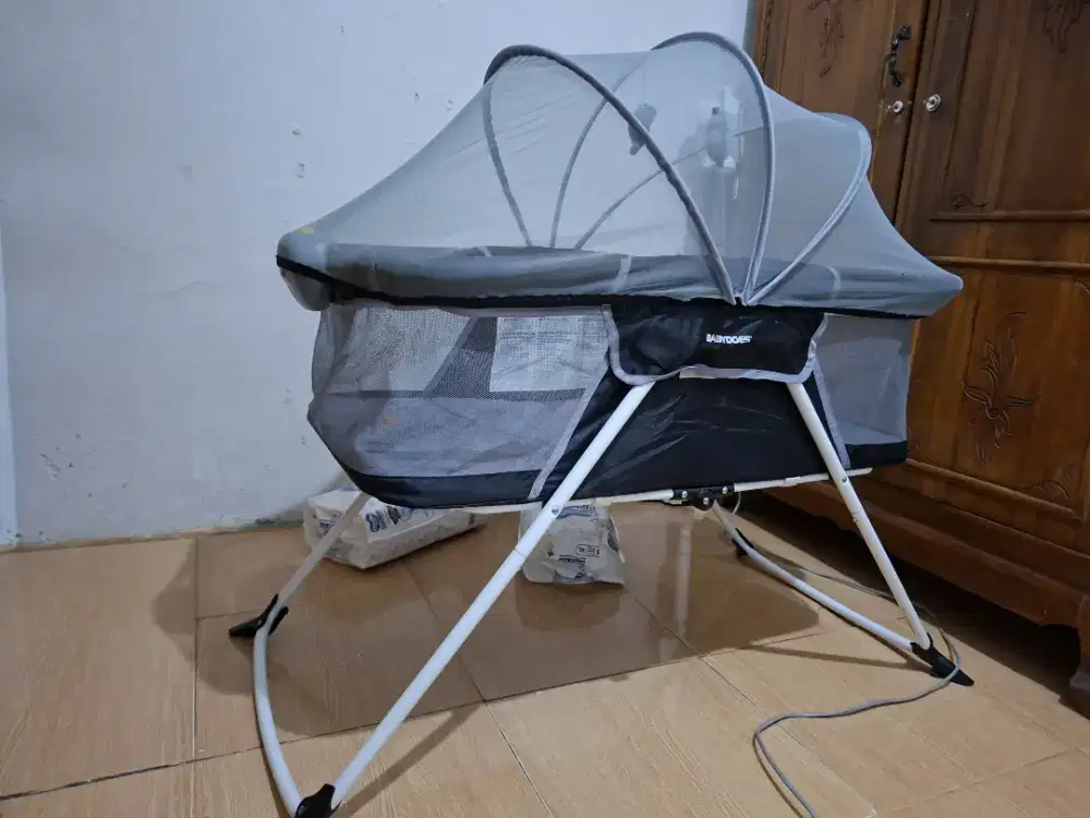 Baby does trave cribs baby box