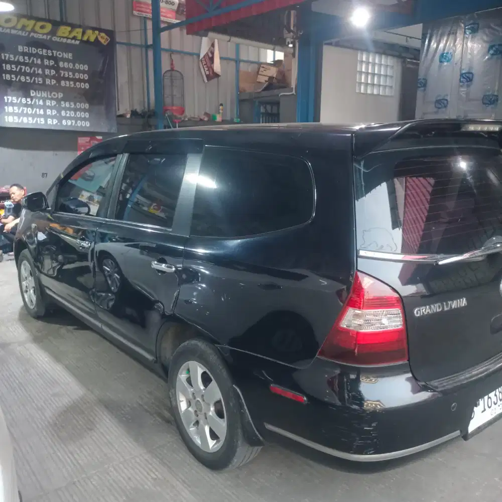 Nissan Grand livina XV 1.5 Ultimate