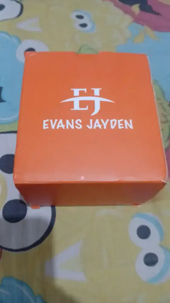 Jam tangan evan jarden