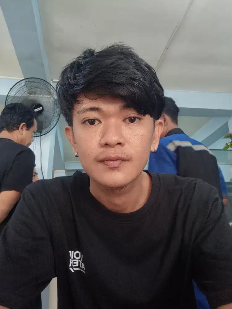 Permisi pak Bu saya lagi butuh lowongan kerja apa saja