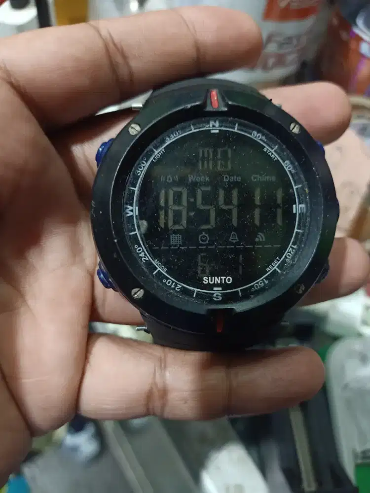 Jam tangan Digital merk Sunto