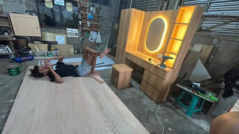 Bedrop tv murah bali