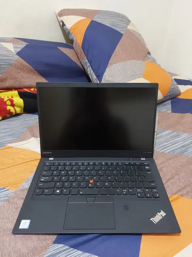 Laptop lenovo thinkpad x1 carbon gen 7 core i7 mulus