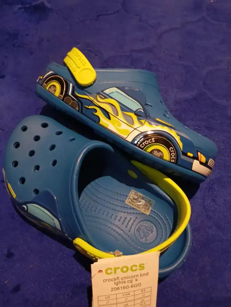 Sandal crocs krok anak slip on motif cars pickup warna biru originals