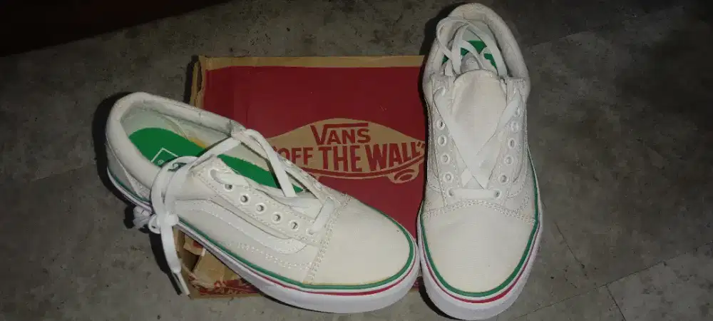 Jual sepatu vanz