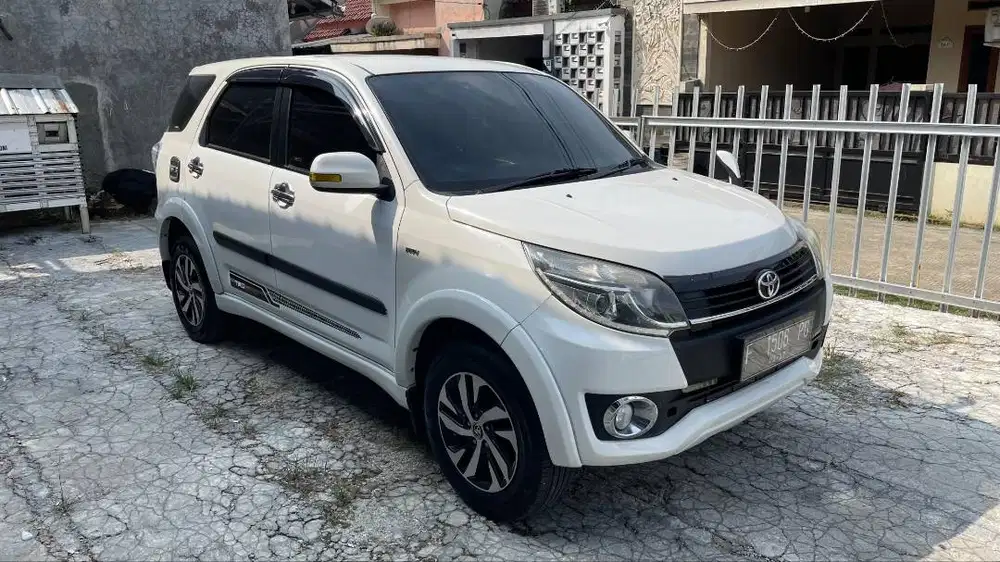 CASH - TOYOTA RUSH G MT MANUAL 2017