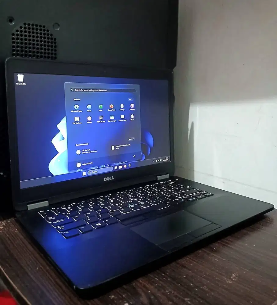 Latitude E7470 i7-6650U 8/256GB SSD Windows 11 | Setara Thinkpad T460