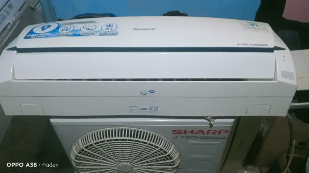 AC Sharp 1/2pk inverter j tech
