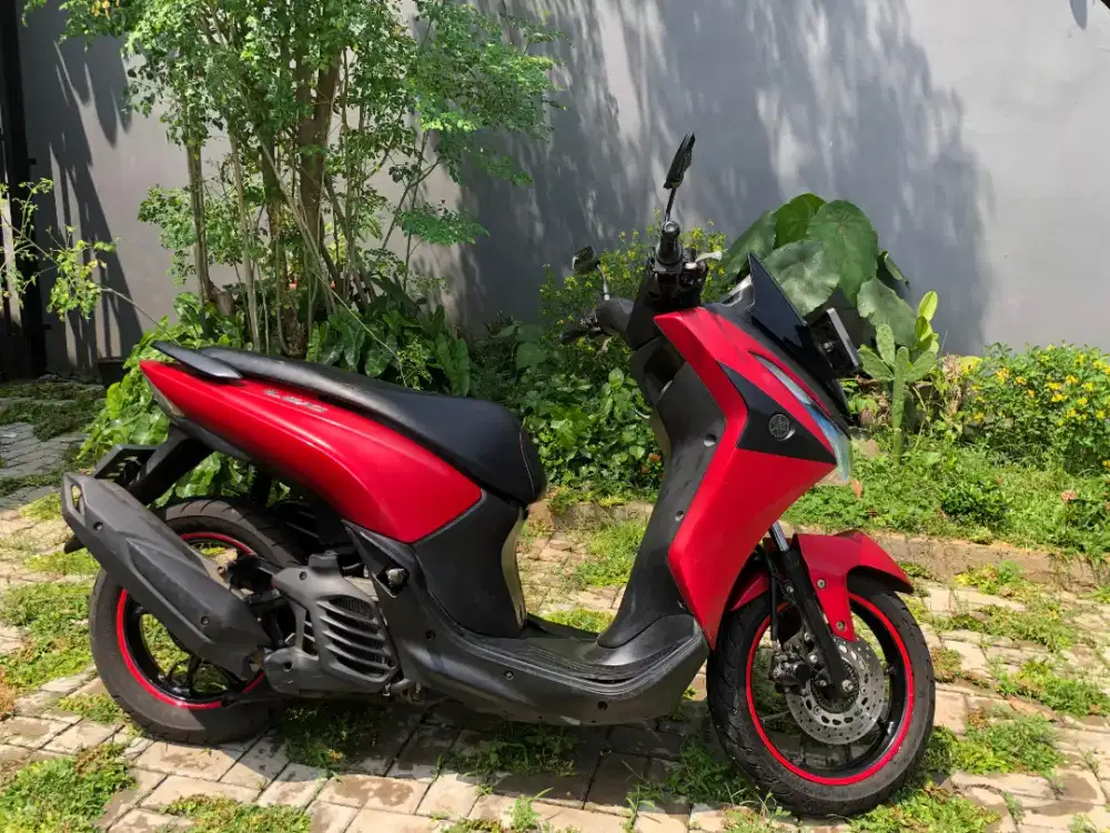 Yamaha Lexi 2081
