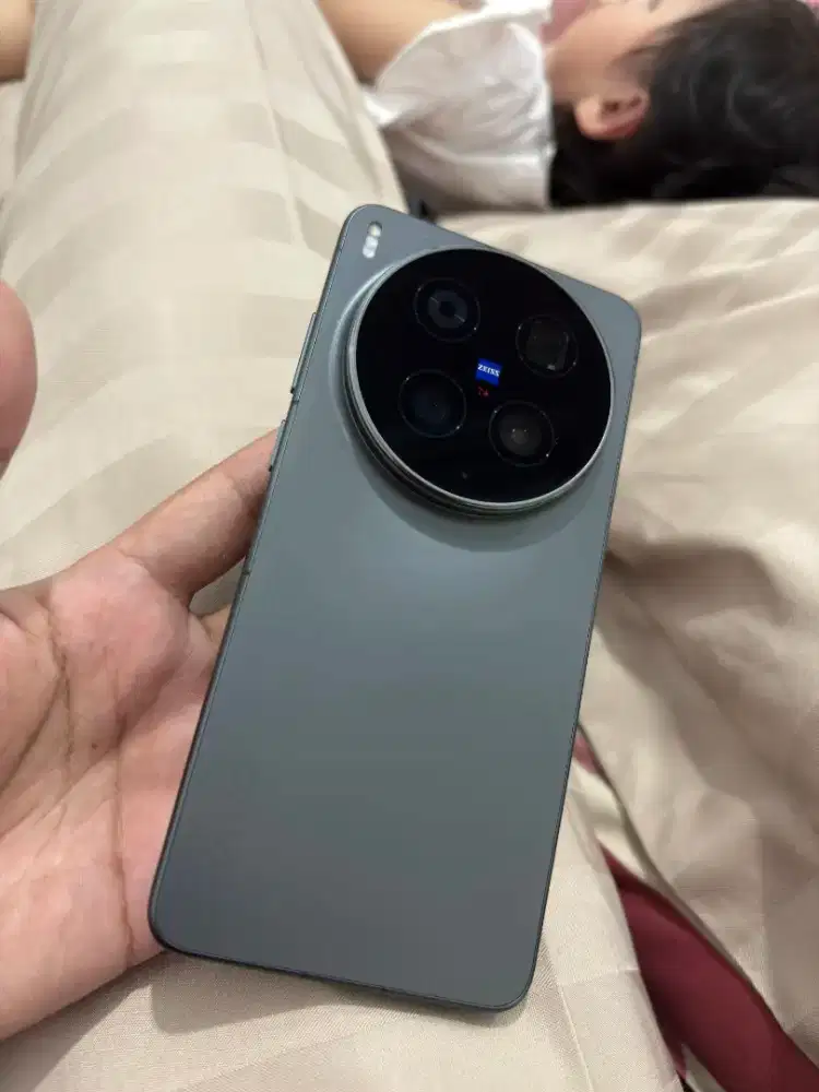Vivo x300 Ultra