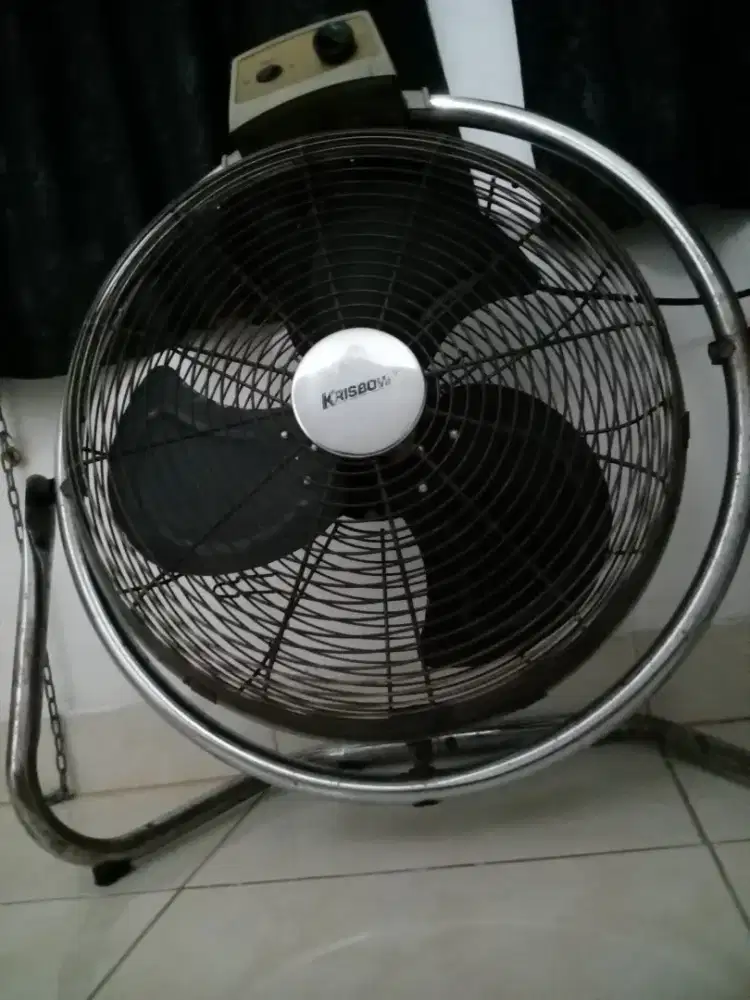 Kipas Angin merk Krisbow