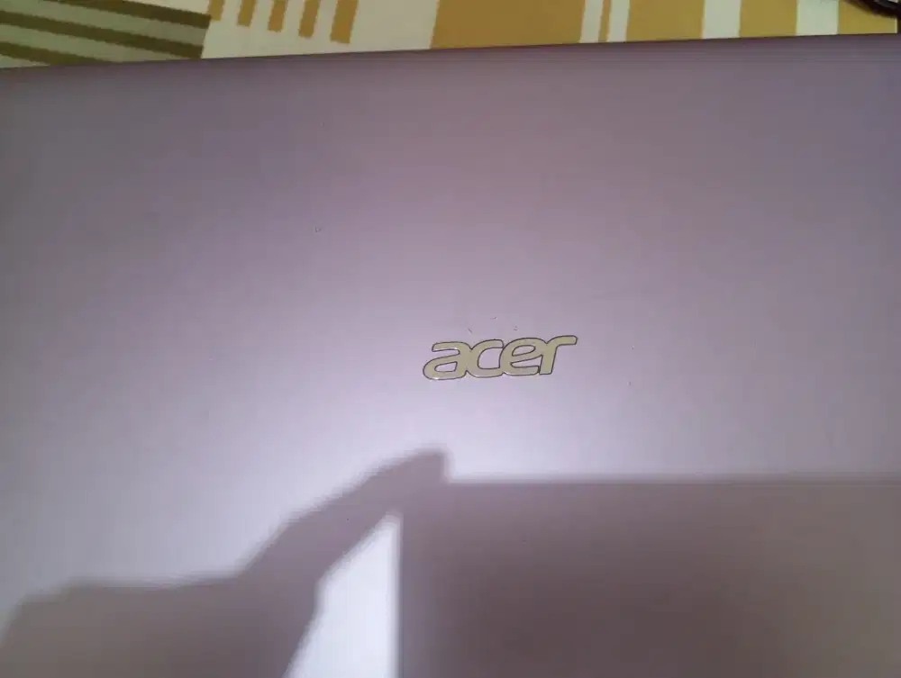 Dijual cepat laptop Acer