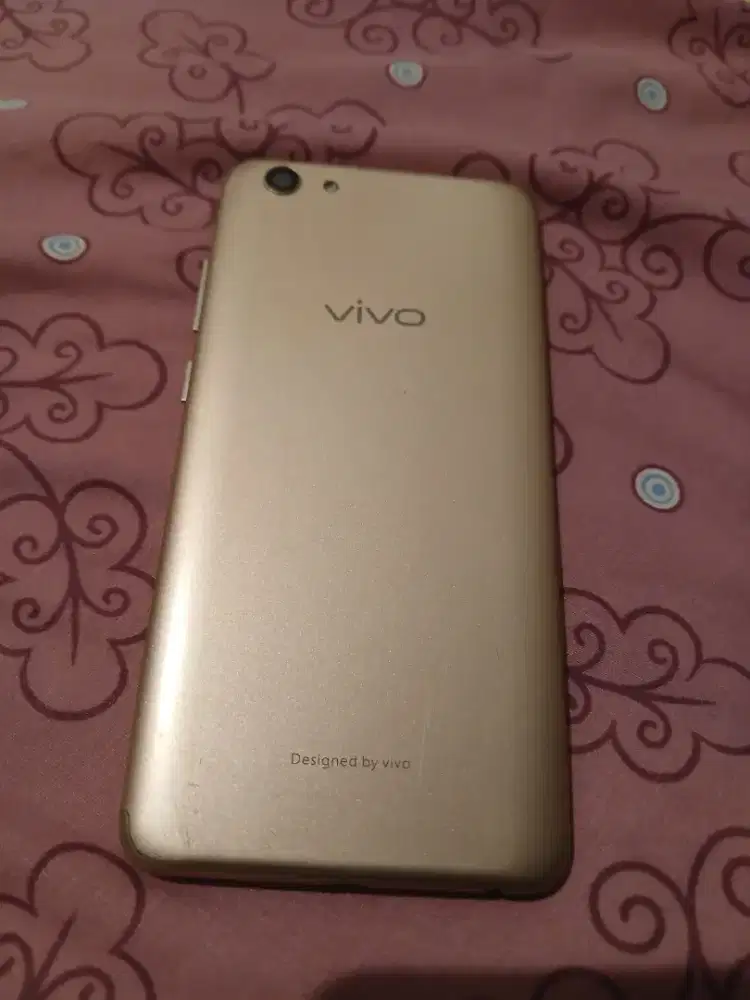 Handphone VivoY71