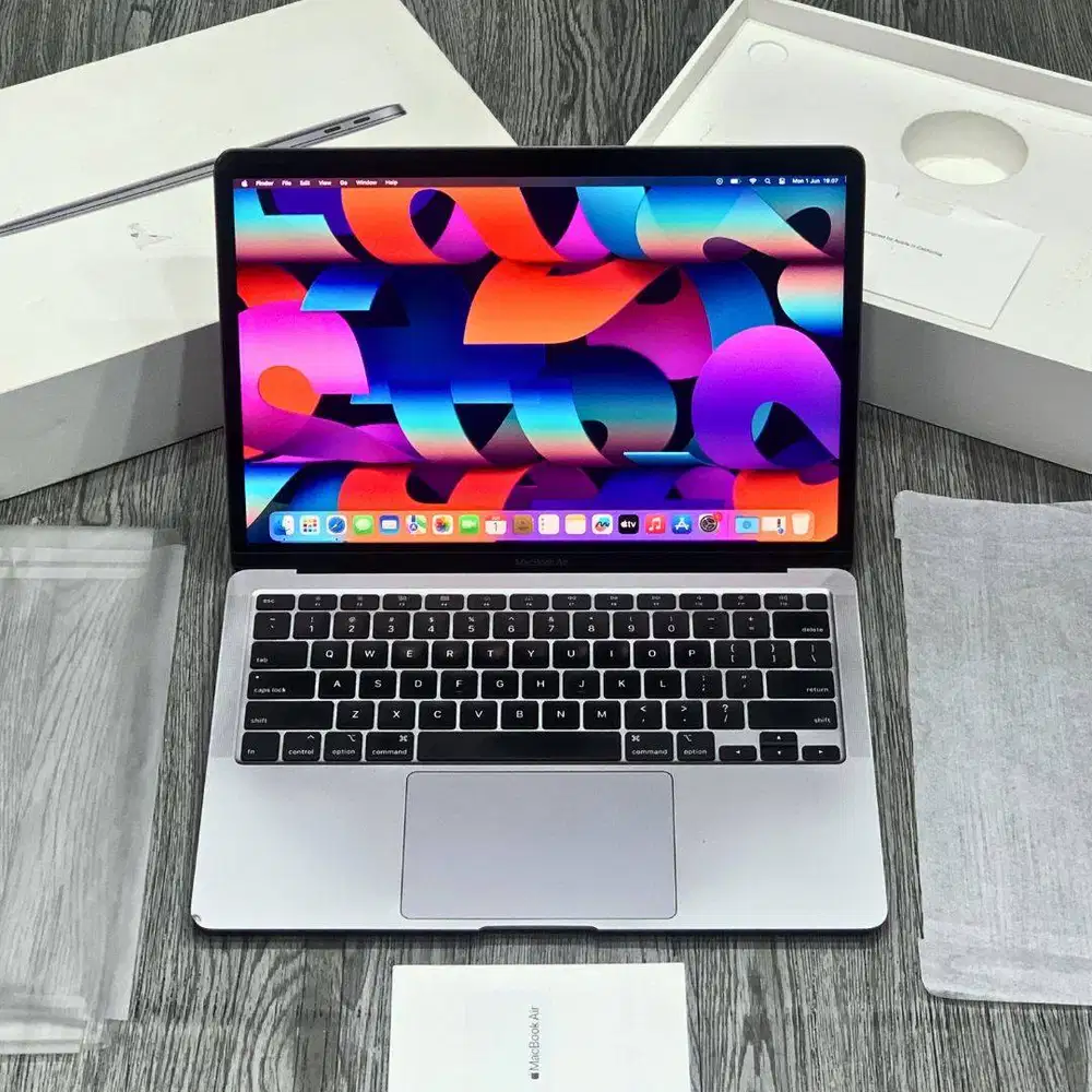 MACBOOK AIR 2020 8GB/256GB LENGKAP MURAH