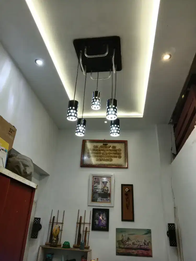 Menerima pemasangan instalasi listrik Dan plafon.