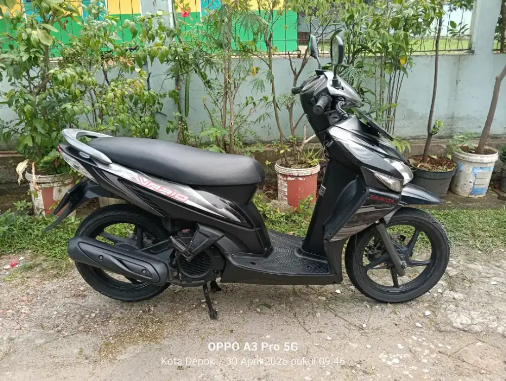 Vario karbu 2011 orisinil pajak Depok hidup panjang
