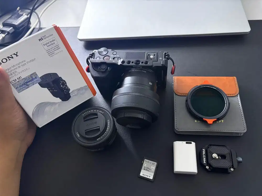 Sony ZV E10 Kit, Sigma 30mm, Bonus++