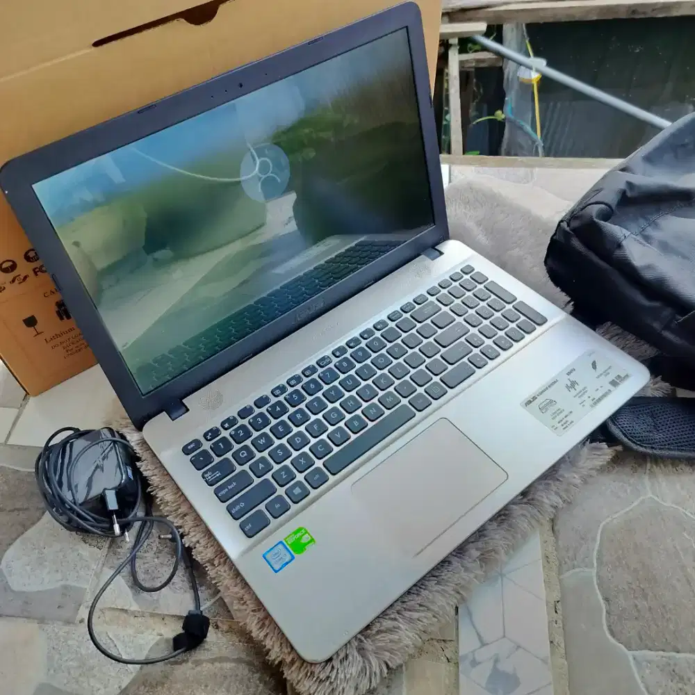 Laptop Asus Core i3 X541U Lengkap