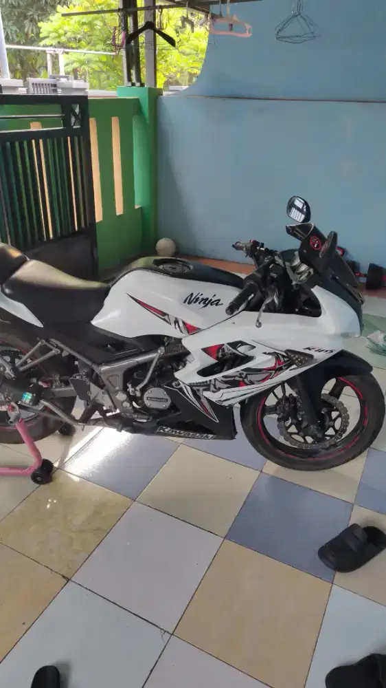 Ninja RR New 150cc Putih