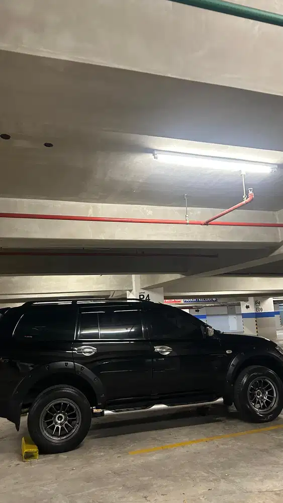 Mitsubishi Pajero Sport 2010 Bensin