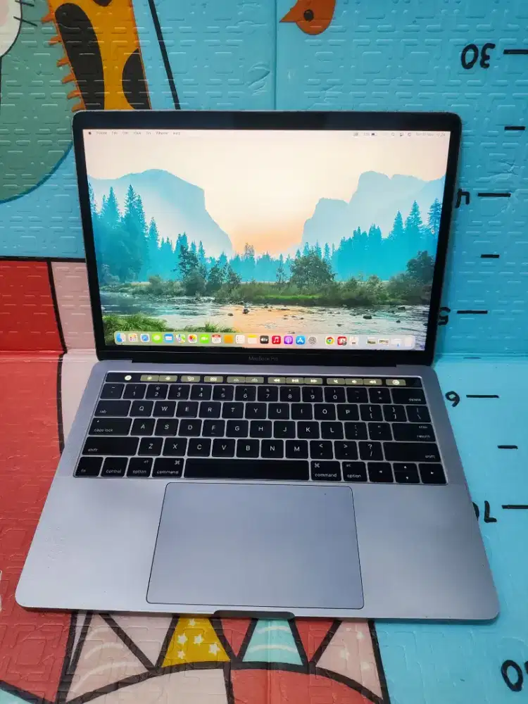 Jual Laptop MacBook Pro Retina 13 inch 2016 Touchbar Intel core i5