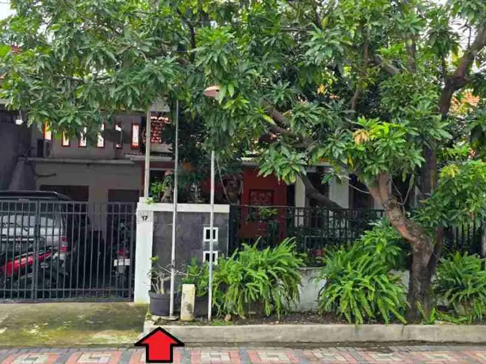 Dijual via lelang rumah Medokan Ayu rungkut lokasi strategis