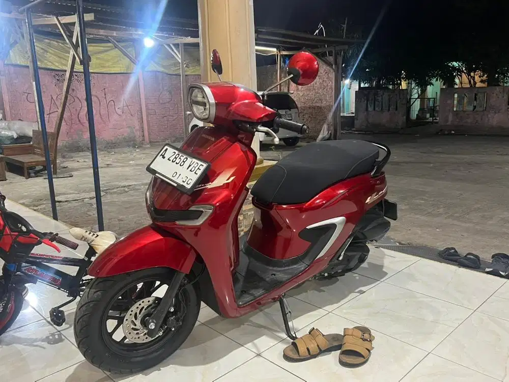 Honda Stylo 160 CBS