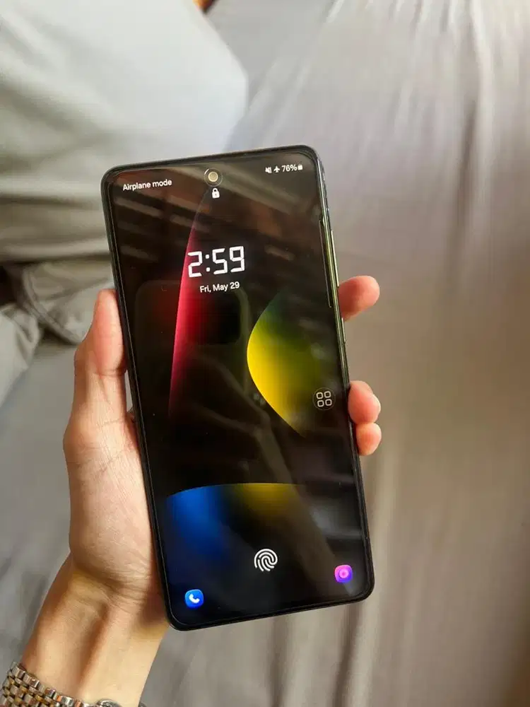 Samsung A72 Android