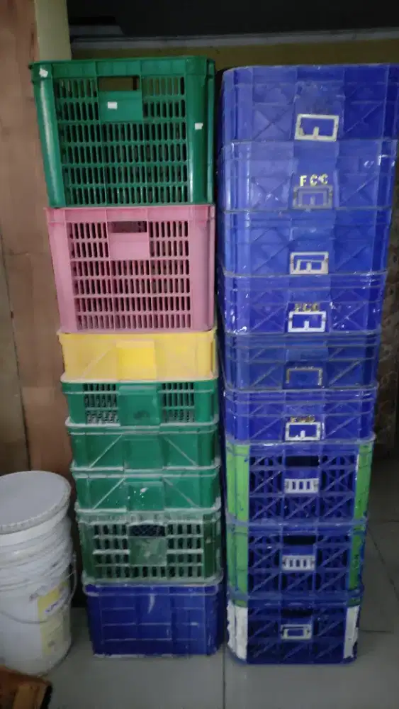 Container keranjang industri box serbaguna