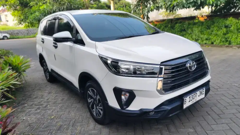 Toyota Kijang Innova 2.4 G Diesel AT 2025 Putih Like New