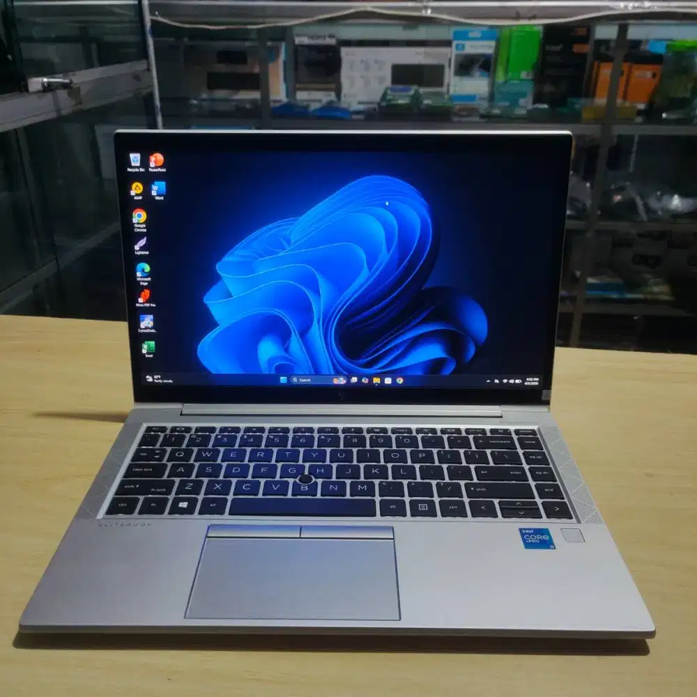 Laptop HP Elitebook 840 G8 Intel Core i5 Gen 11th 16/256 SSD Mulus Sia