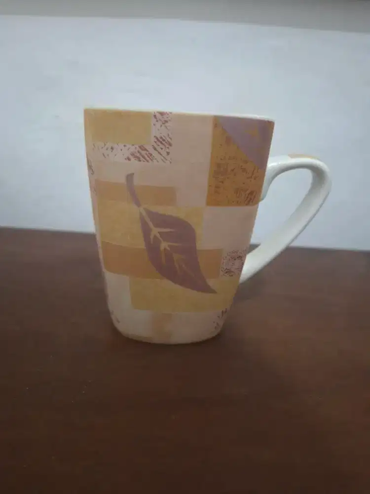 Set Cangkir Mug Keramik Isi 4 Pcs Motif Daun