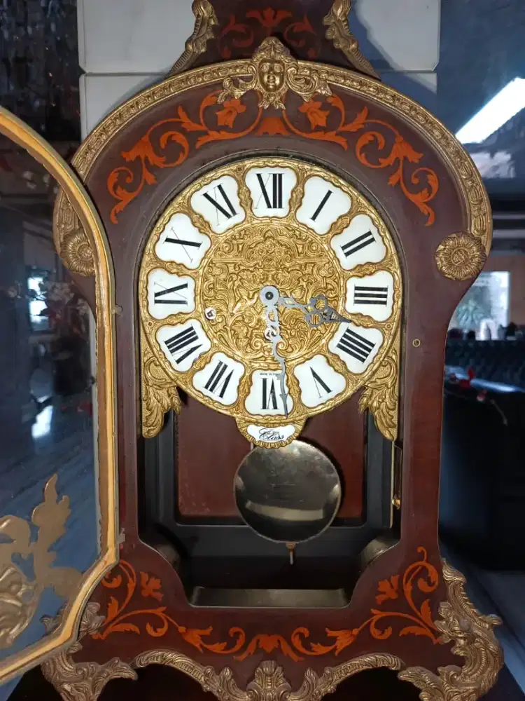 VINTAGE MANTLE CLOCK