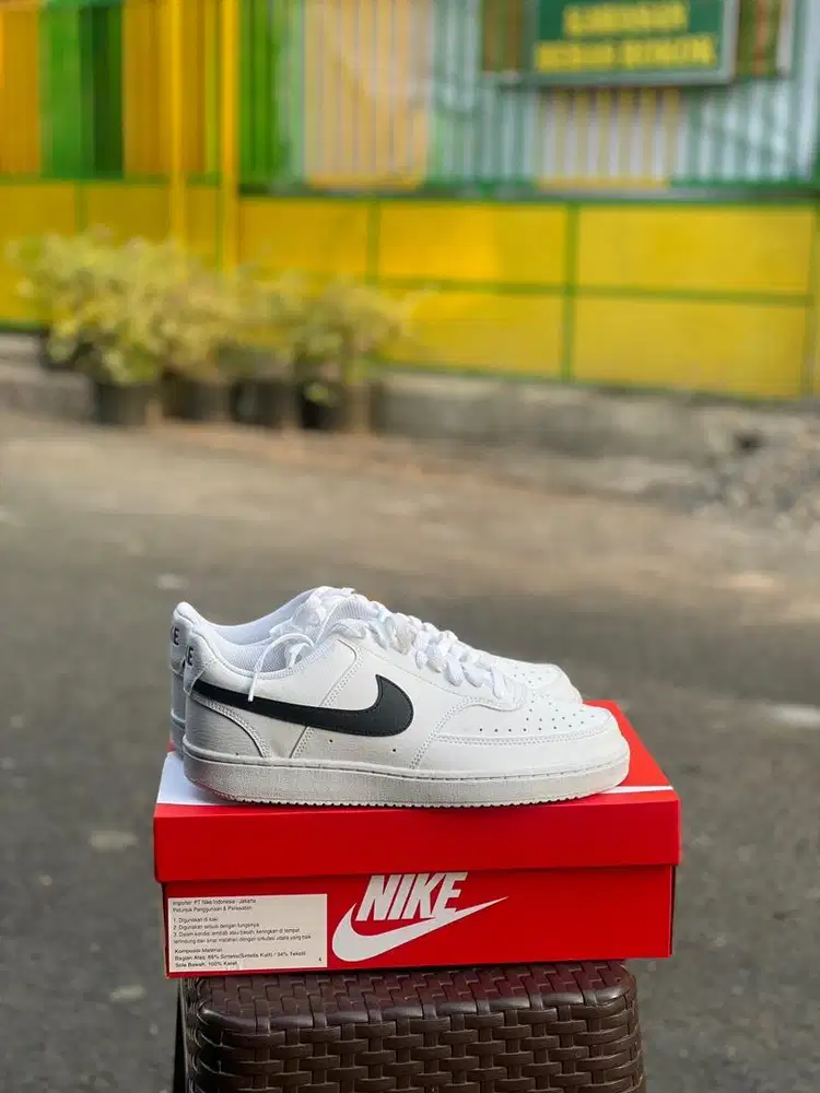 Sepatu nike court vision low white