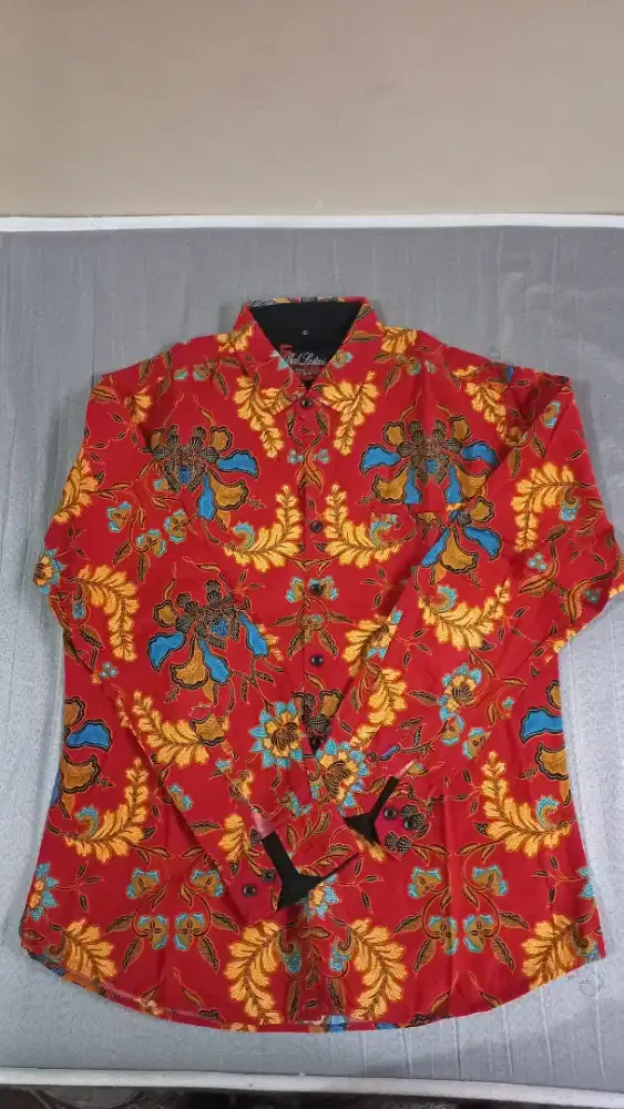 baju batik merah