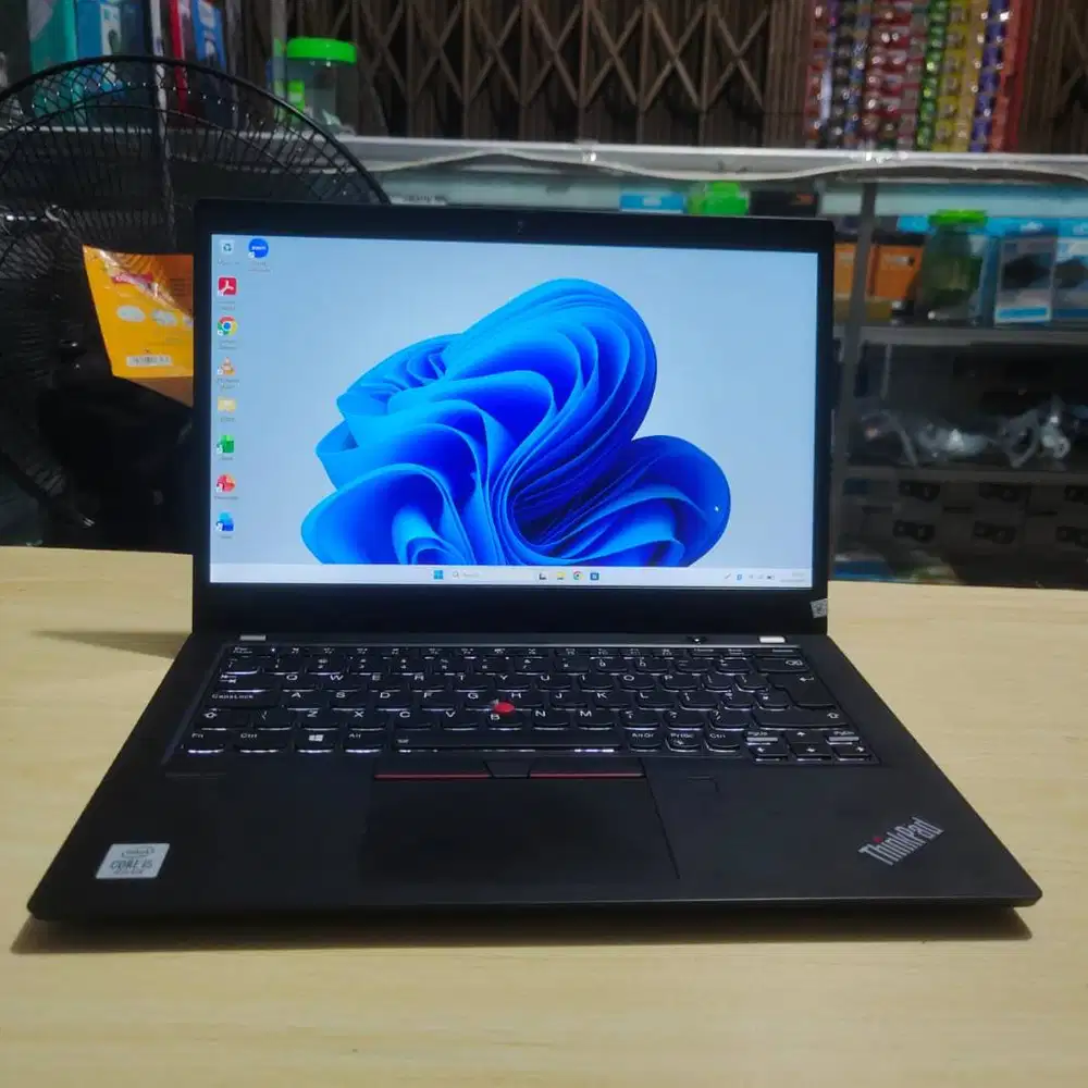 Laptop Lenovo Thinkpad X13TC Intel Core i5 Gen 10th 16/256 TOUCHSCREEN
