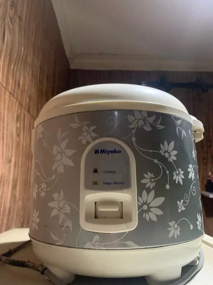 Magic com rice cooker miyako