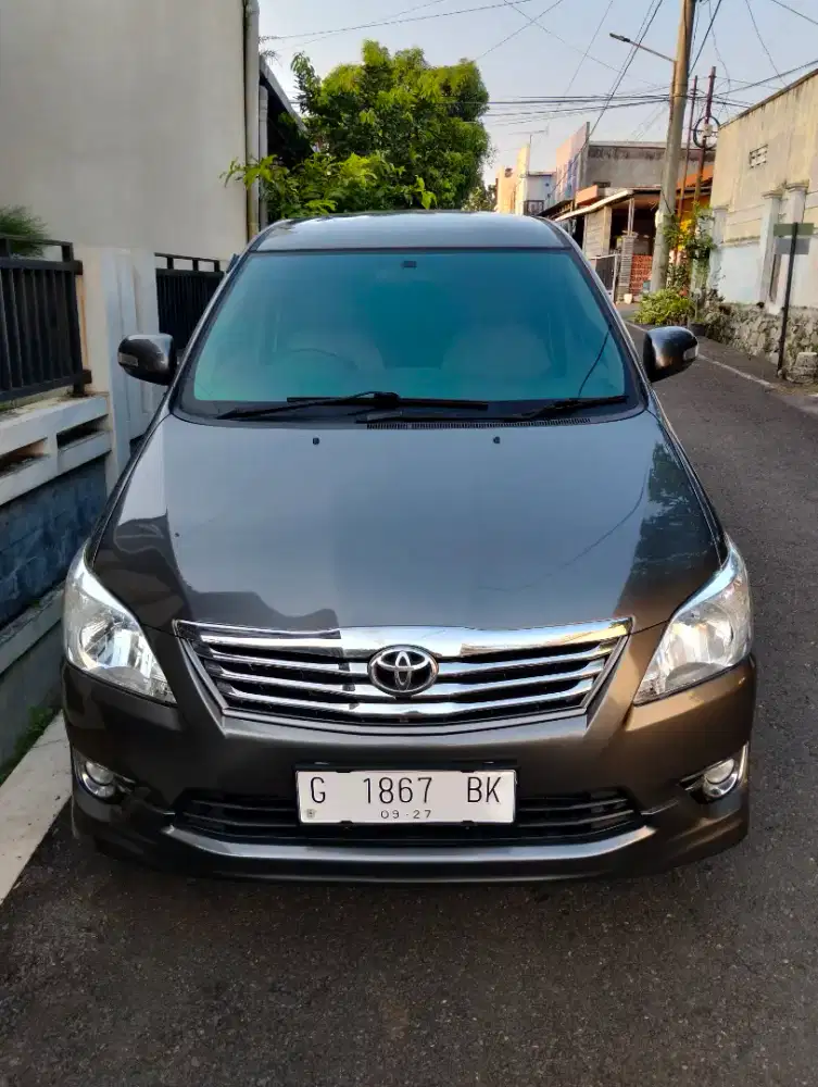 Innova G Luxury Bensin Matic Th 2012