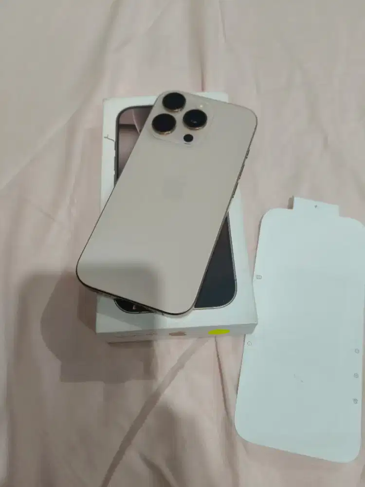 Jual iPhone 16 pro kondisi mulus 98% fullset