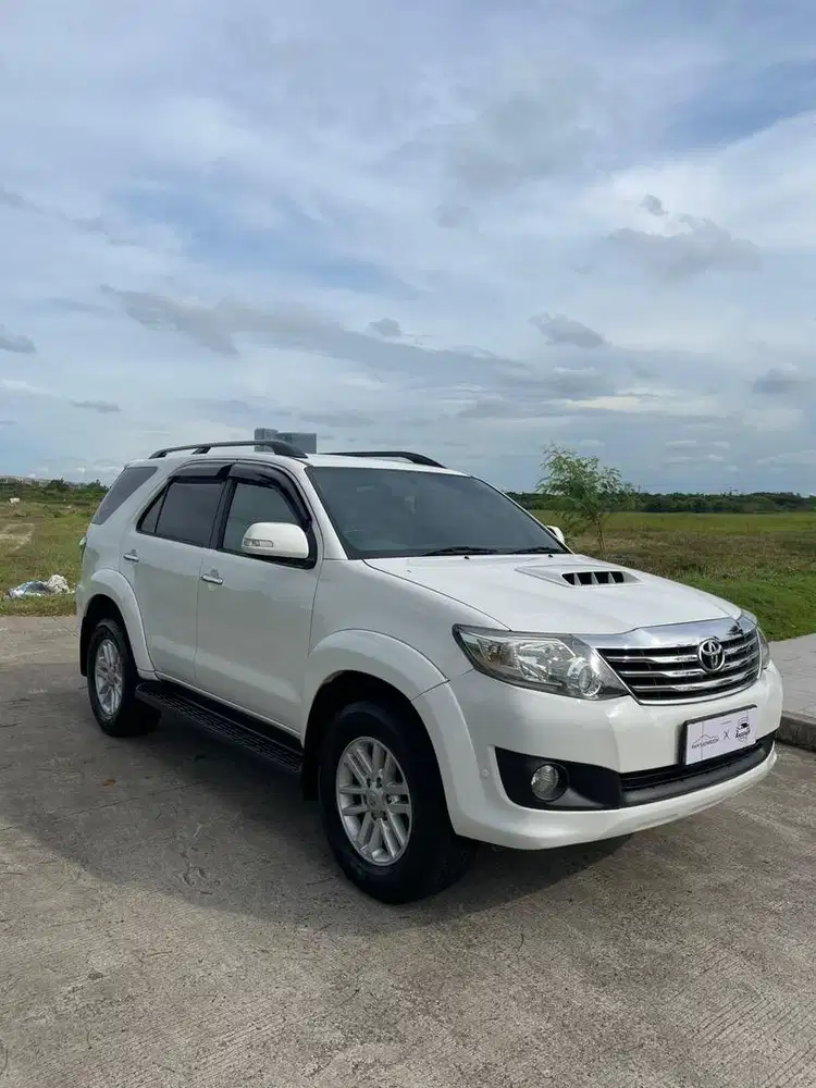 TOYOTA FORTUNER G 2.5 VNT AT SOLAR 2013