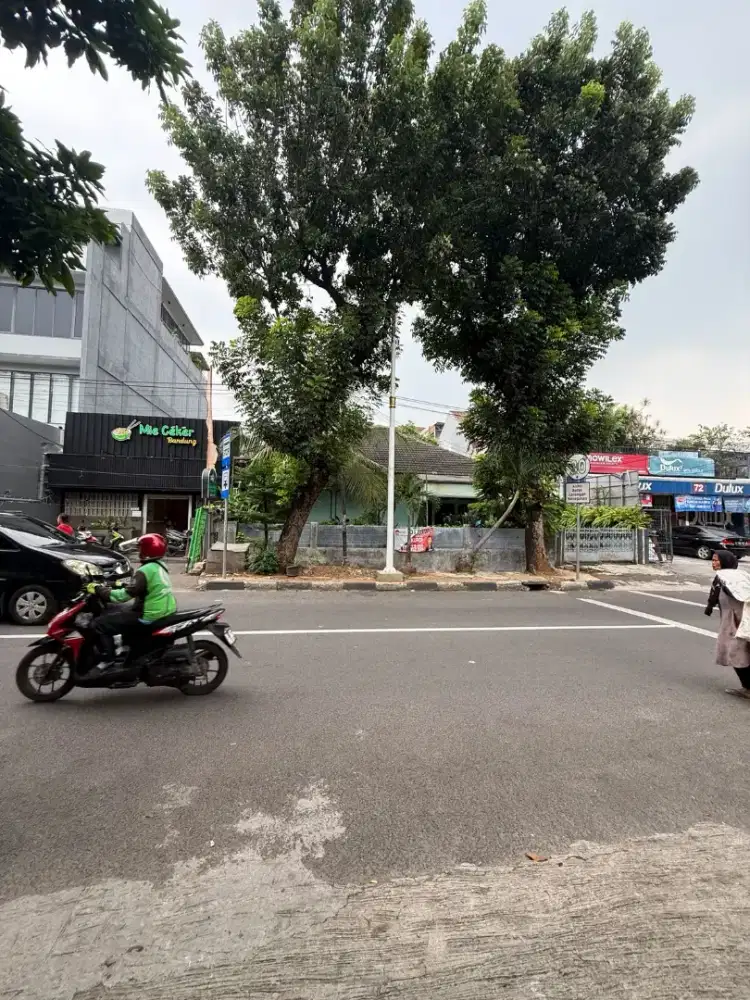 Rumah komersial dijual di Tebet Barat Raya