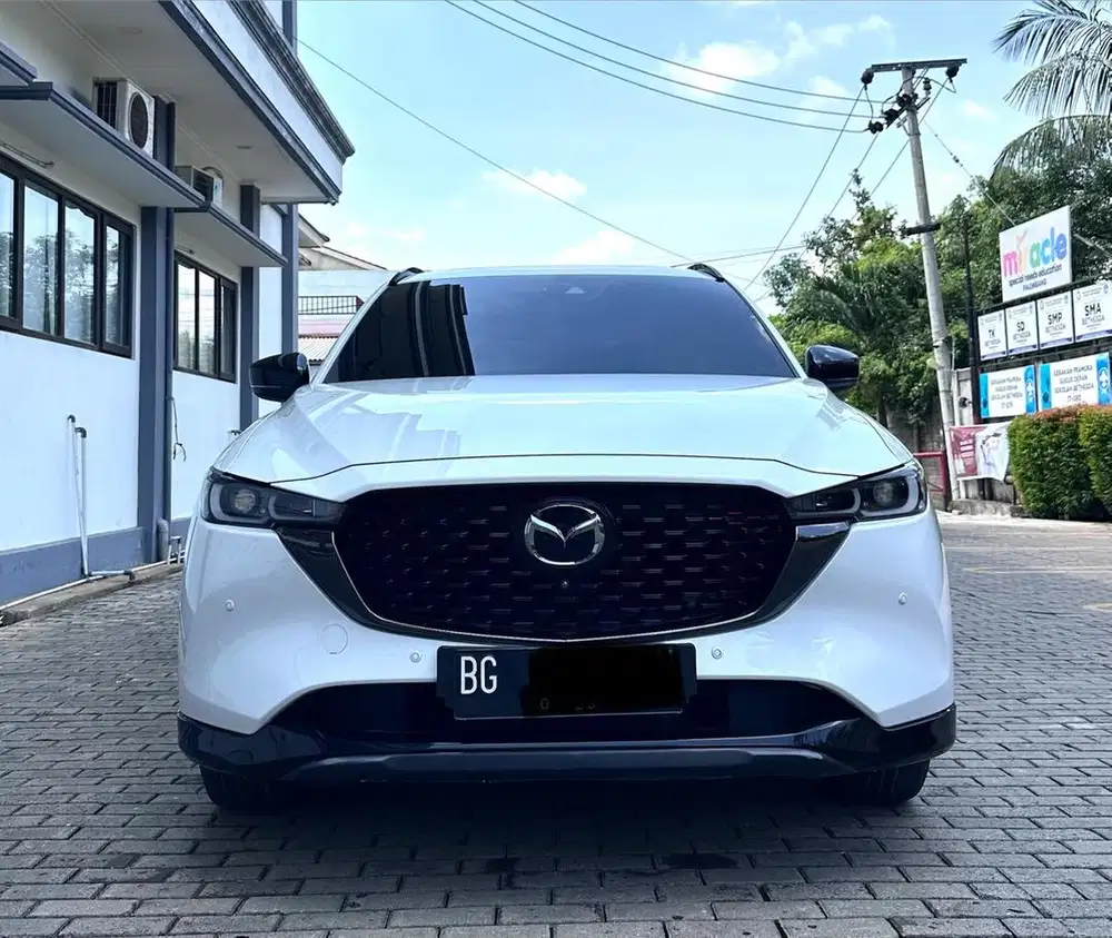 Mazda CX5 matic 2023 Kuro Edition Km rendah orisinil mulus