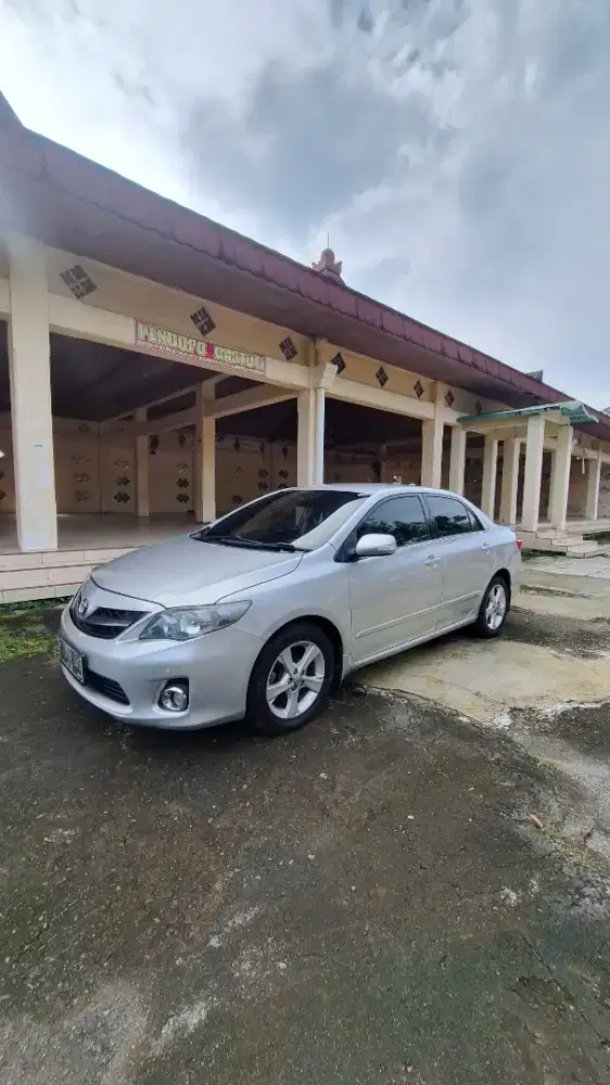 Corolla Altis V 2010